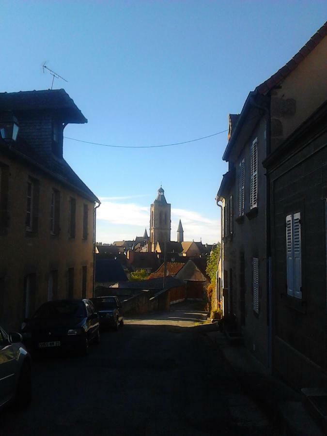 3 Place Des Arbres, Chambres D'Hotes, Felletin Exterior foto